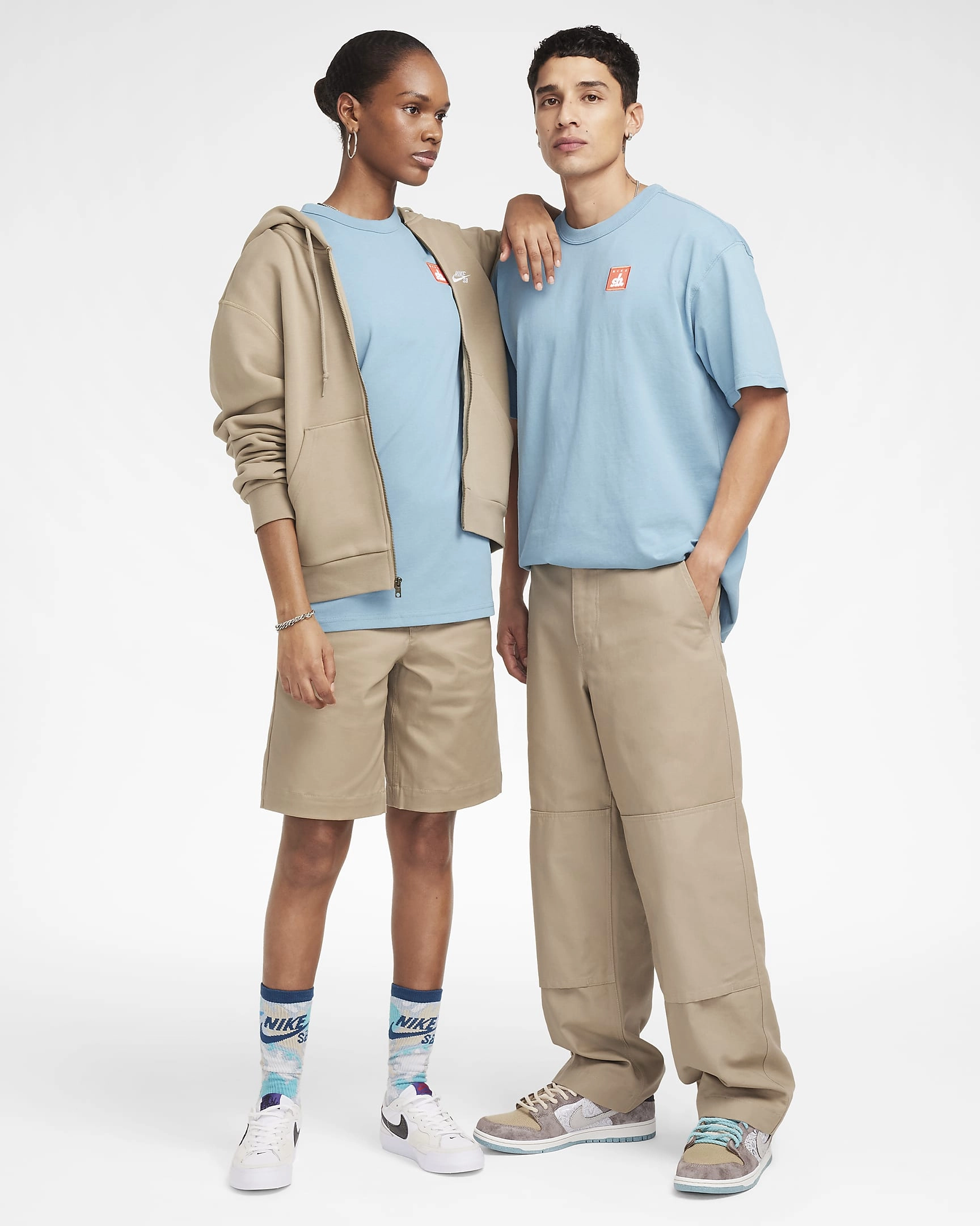 Nike SB: La Maglietta Perfetta per lo Skate, Stile Impeccabile e Comfort Assoluto. Indossa l'Icona!