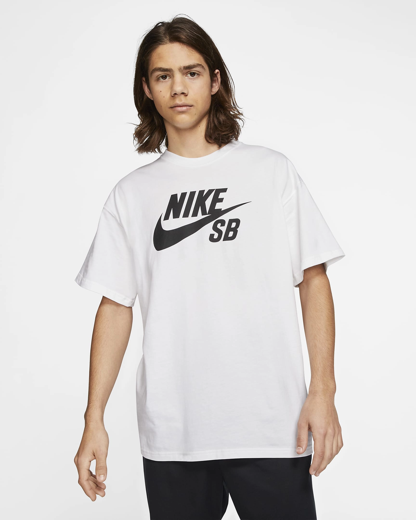 Nike SB: L'iconico logo su una maglietta, stile street italiano, pronto a conquistare le strade!